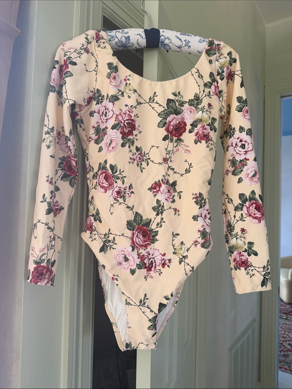 ANTONIO MELANI Cream Floral Long-Sleeve One-Piece Swimsuit